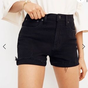 Madewell Curvy High-Rise Denim Shorts in Lunar Wash